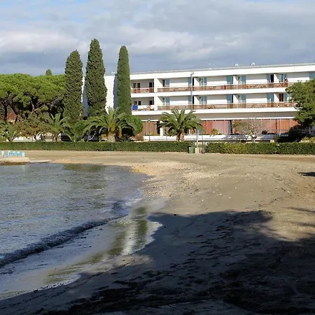 Apartments And Rooms By The Sea Zadar - 19509 * زادار