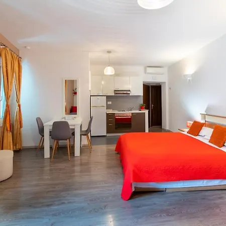 Apartments And Rooms By The Sea Zadar - 19509 Gostinjska kuća Zadar