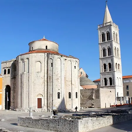 Apartments And Rooms By The Sea Zadar - 19509 Gostinjska kuća Zadar